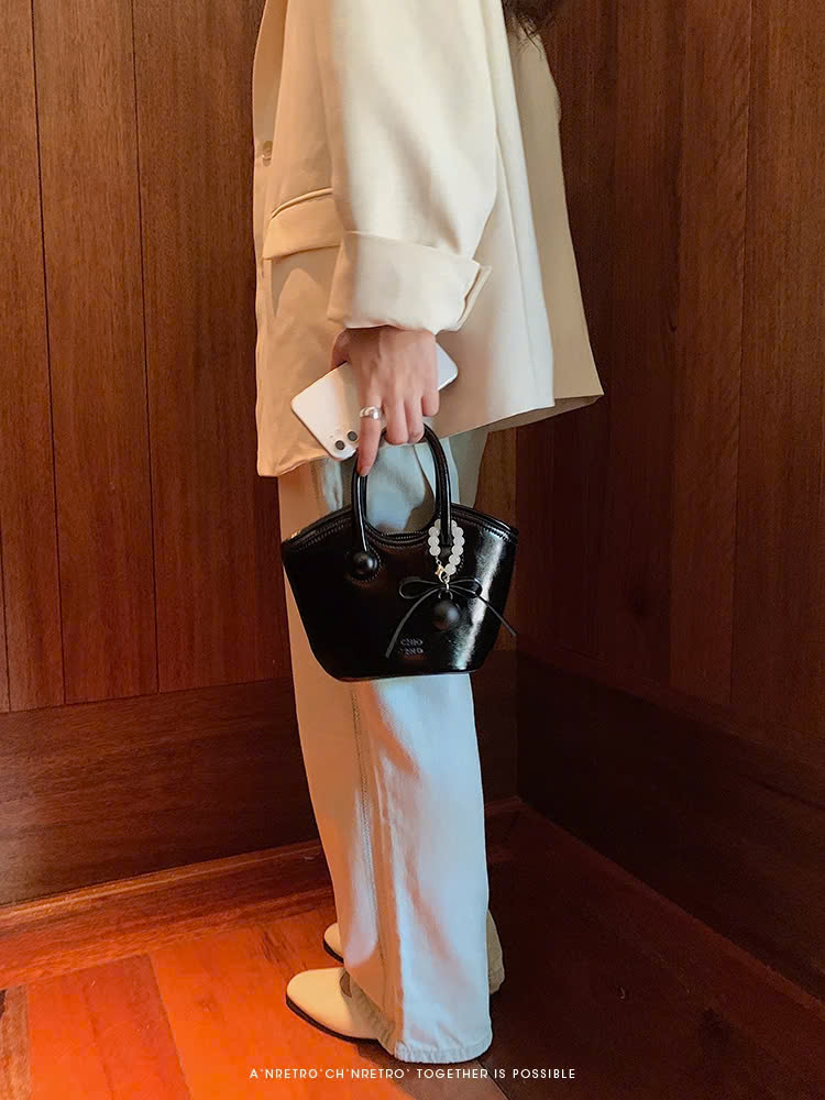 12f29170-b403-480b-b691-6b254ea81dc2