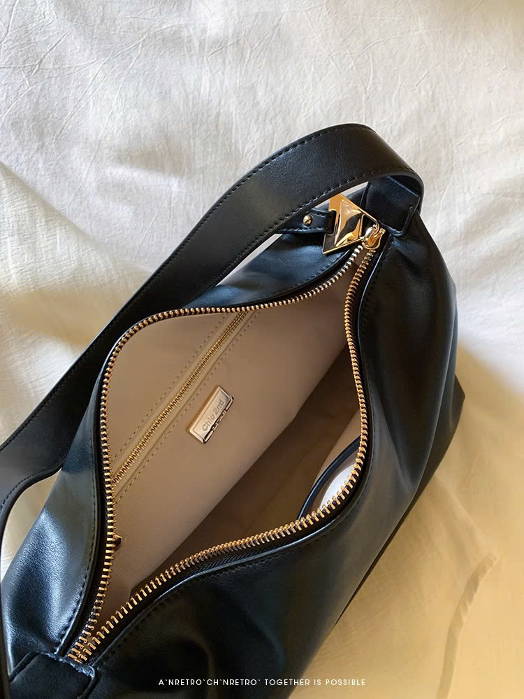 63325318-b044-4142-ab69-2c5686d3d77c