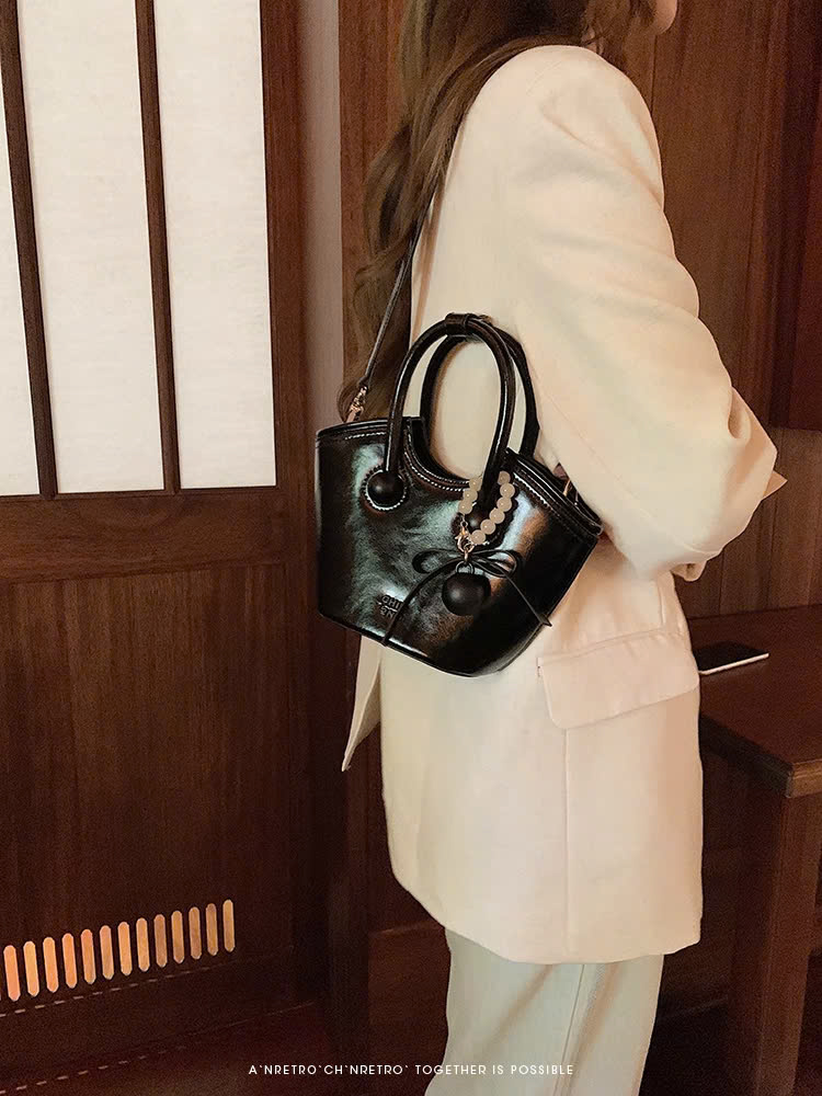 886f3cd7-fa37-4bdd-9369-7987d2a2c53a