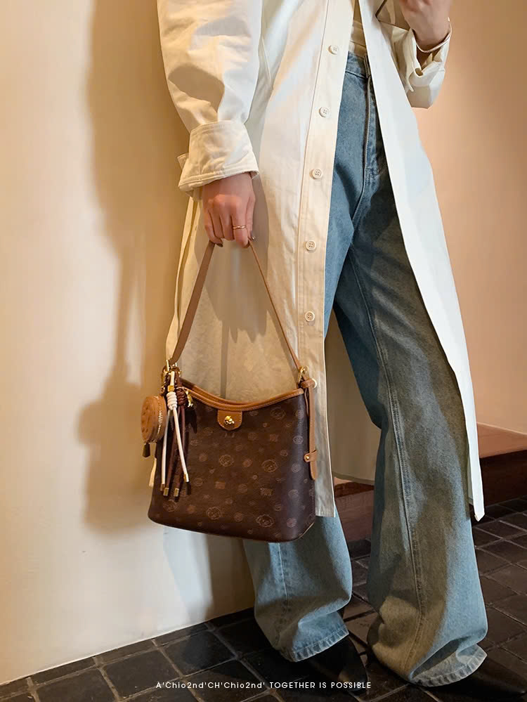 984a7cd8-ac04-45bd-81e3-851b5bd02a8f