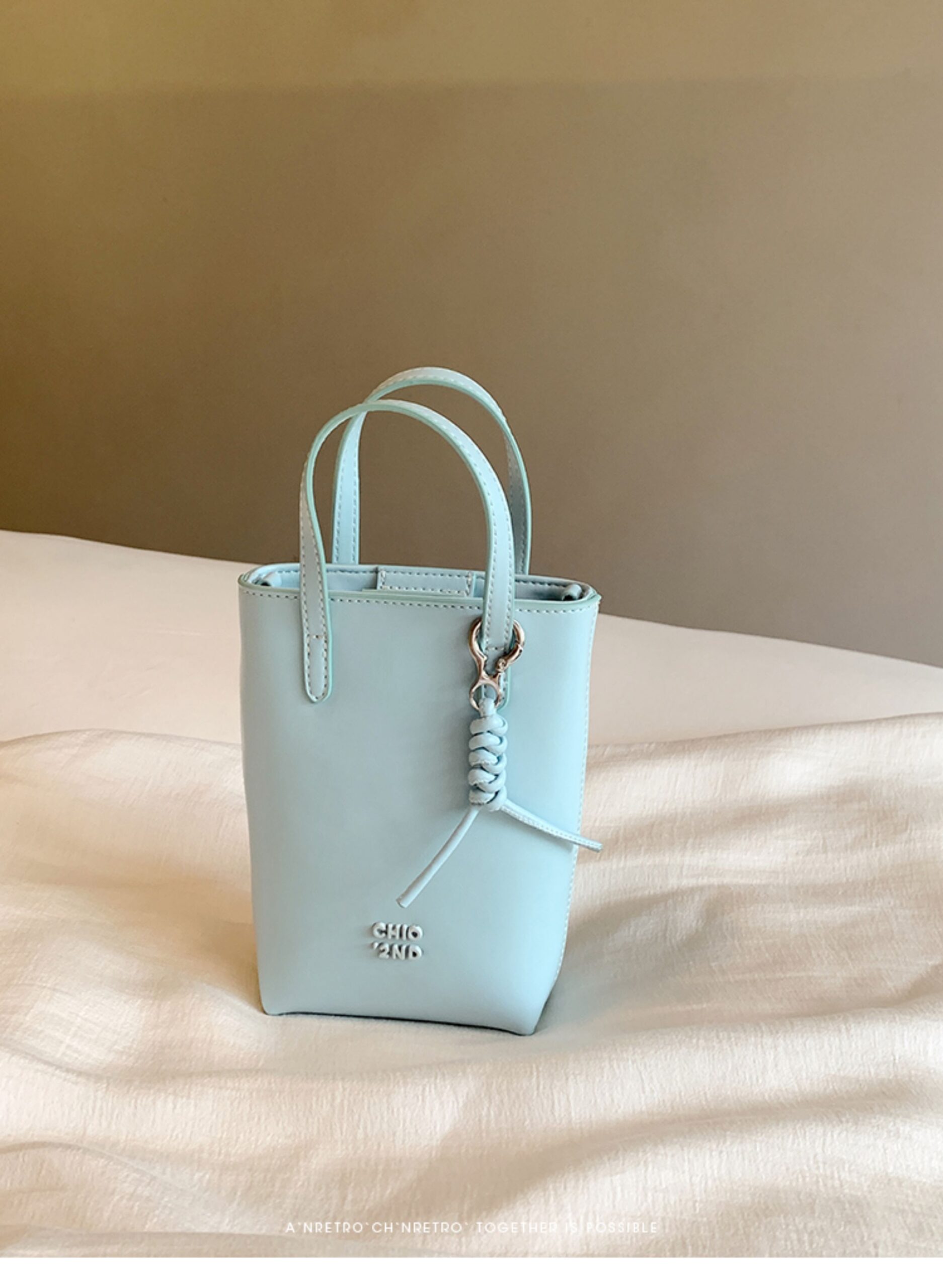 O1CN01iPAlFN2FPtJuvI4k2_!!698598873